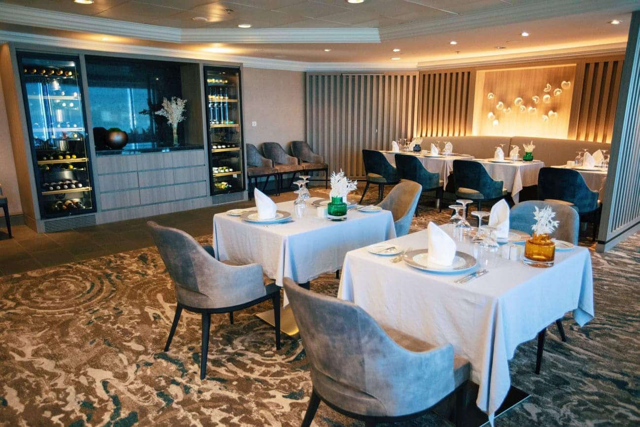 Aqualina restaurant dining room with elegant table settings