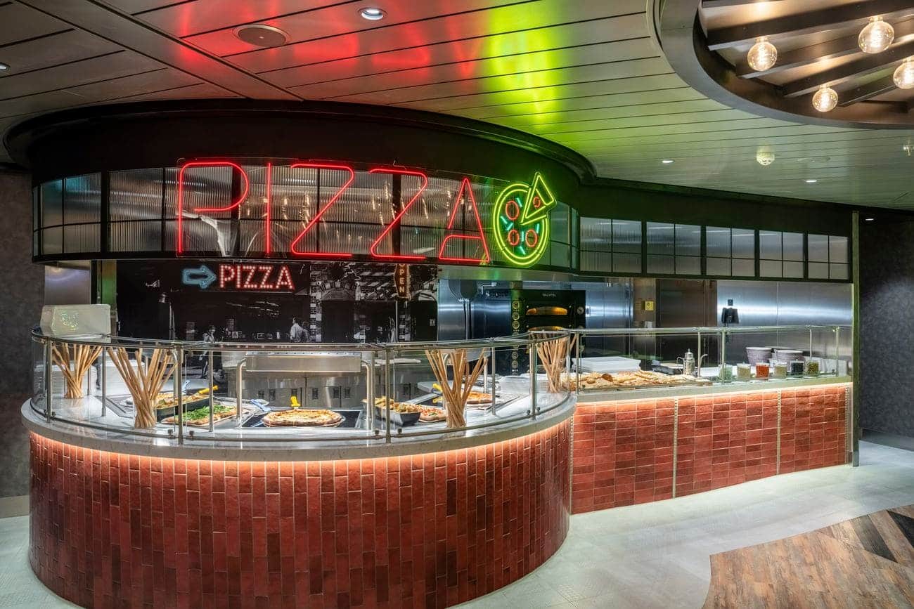 Casual pizza counter inside World Galleria