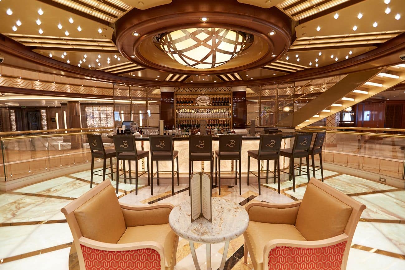 Bellini’s Bar Princess with illuminated centerpiece and elegant seating