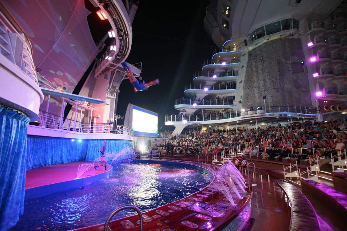 High-diving show at the AquaTheater on Oasis of the Seas