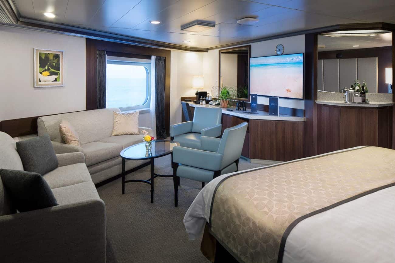 Neptune Spa Suite stateroom on Nieuw Amsterdam