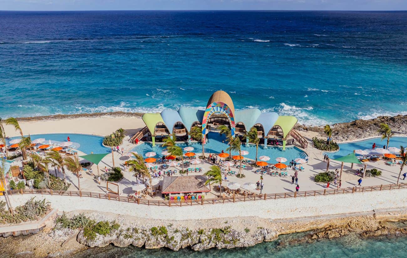 Aerial view Royal Beach Club Paradise Island Nassau