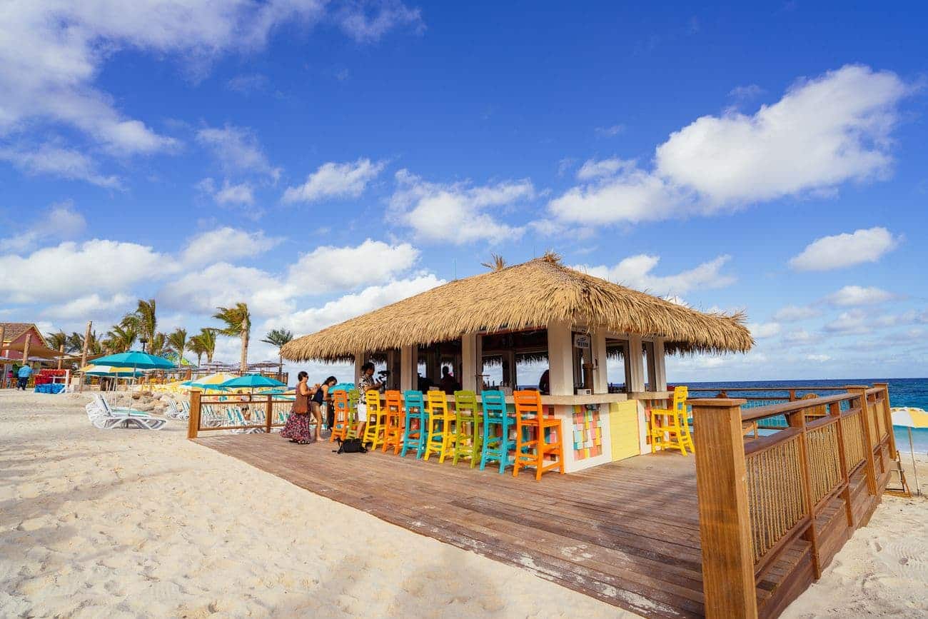 Chill Beach bar Royal Beach Club Paradise Island
