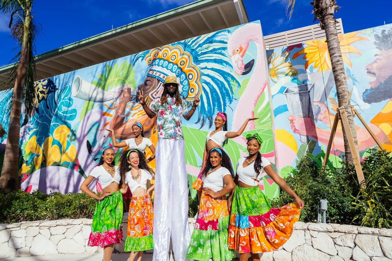 Bahamian performers Beach Club Paradise Island entertainment