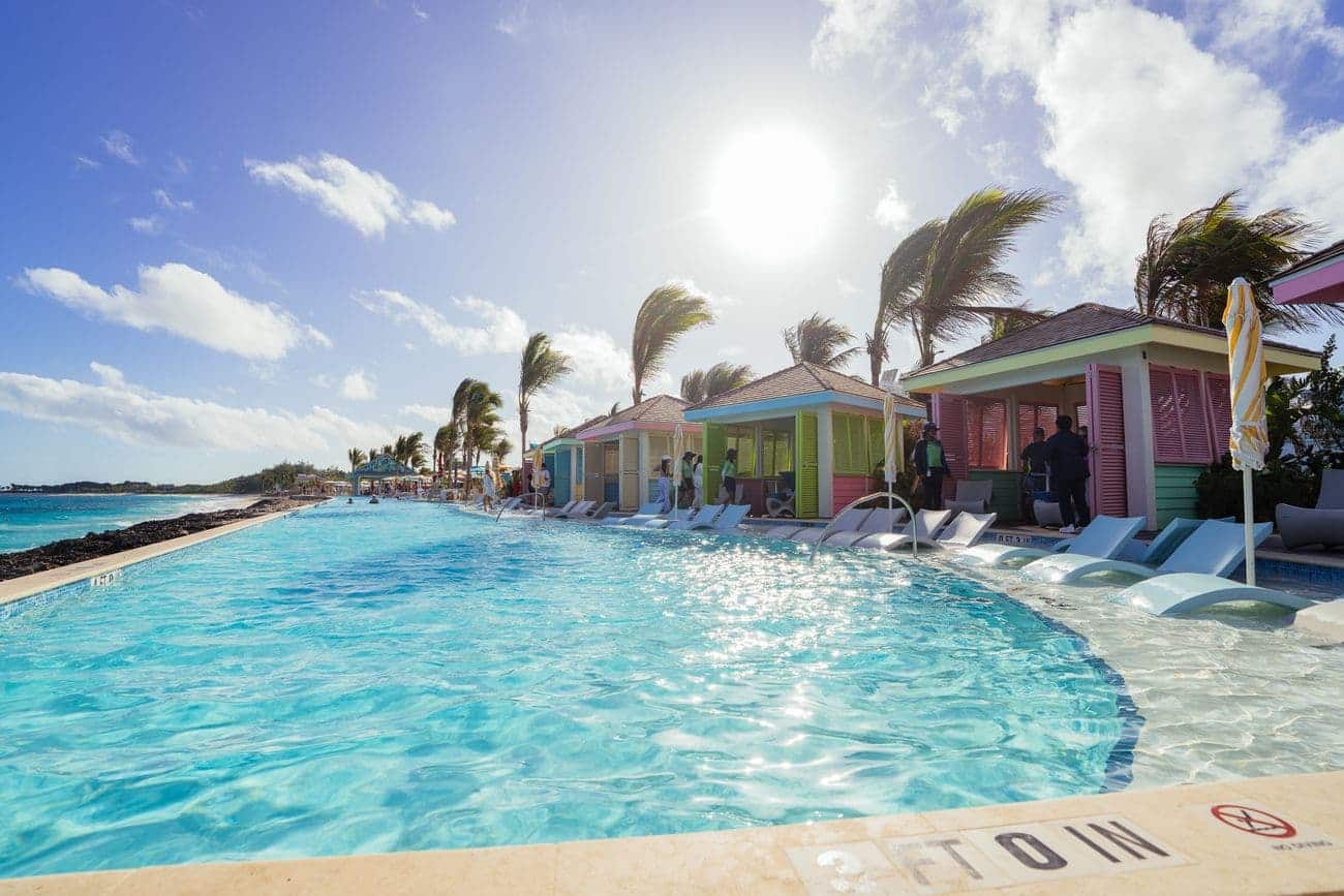 Pool cabanas Royal Beach Club