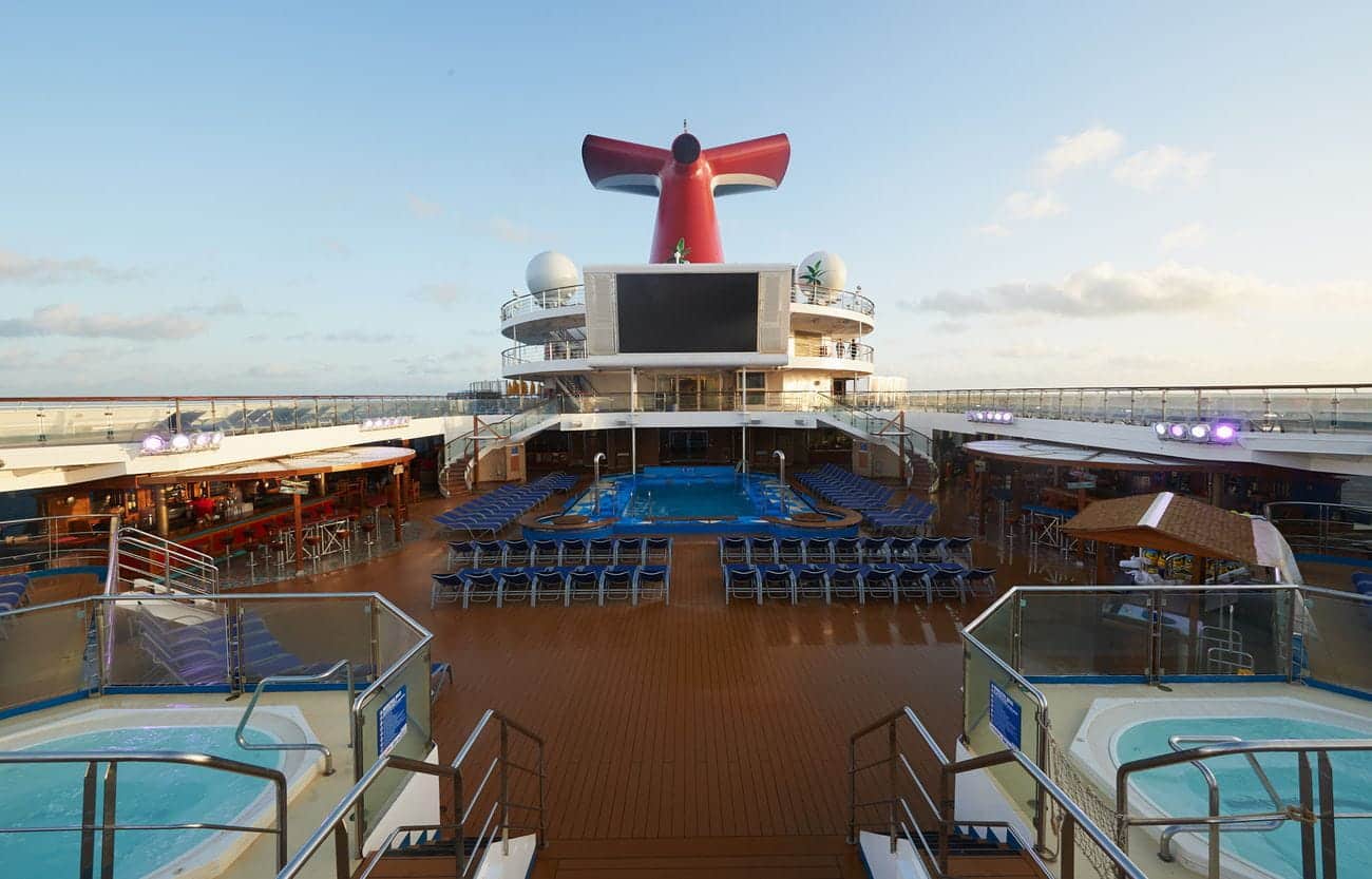Carnival Sunrise main pool deck with screen and whirlpools