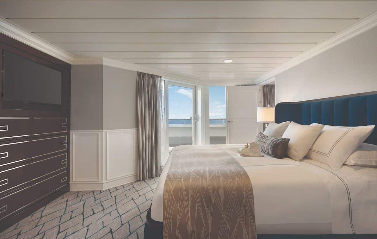 Oceania Sirena Owners Suite bedroom view