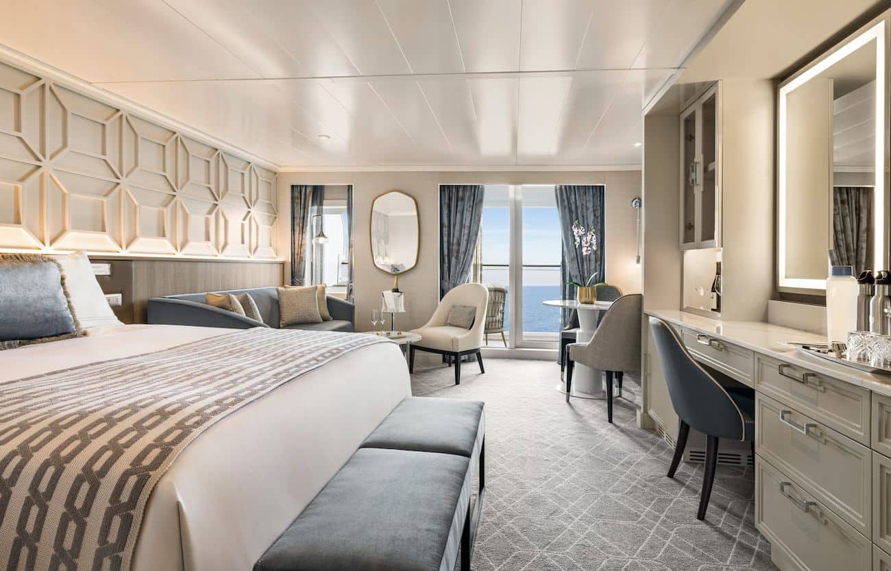Penthouse Suite veranda accommodation aboard Oceania Vista