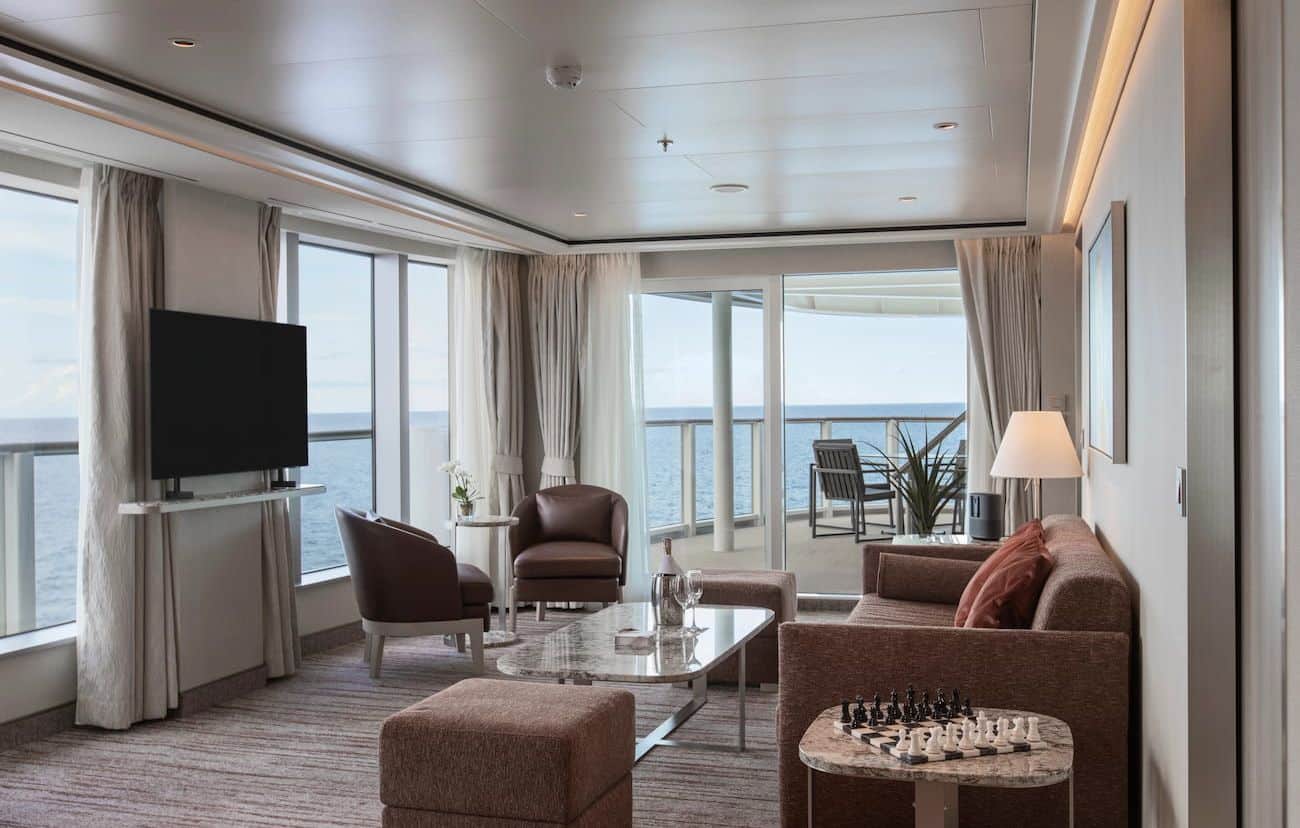 Otium Suite Living Room veranda view