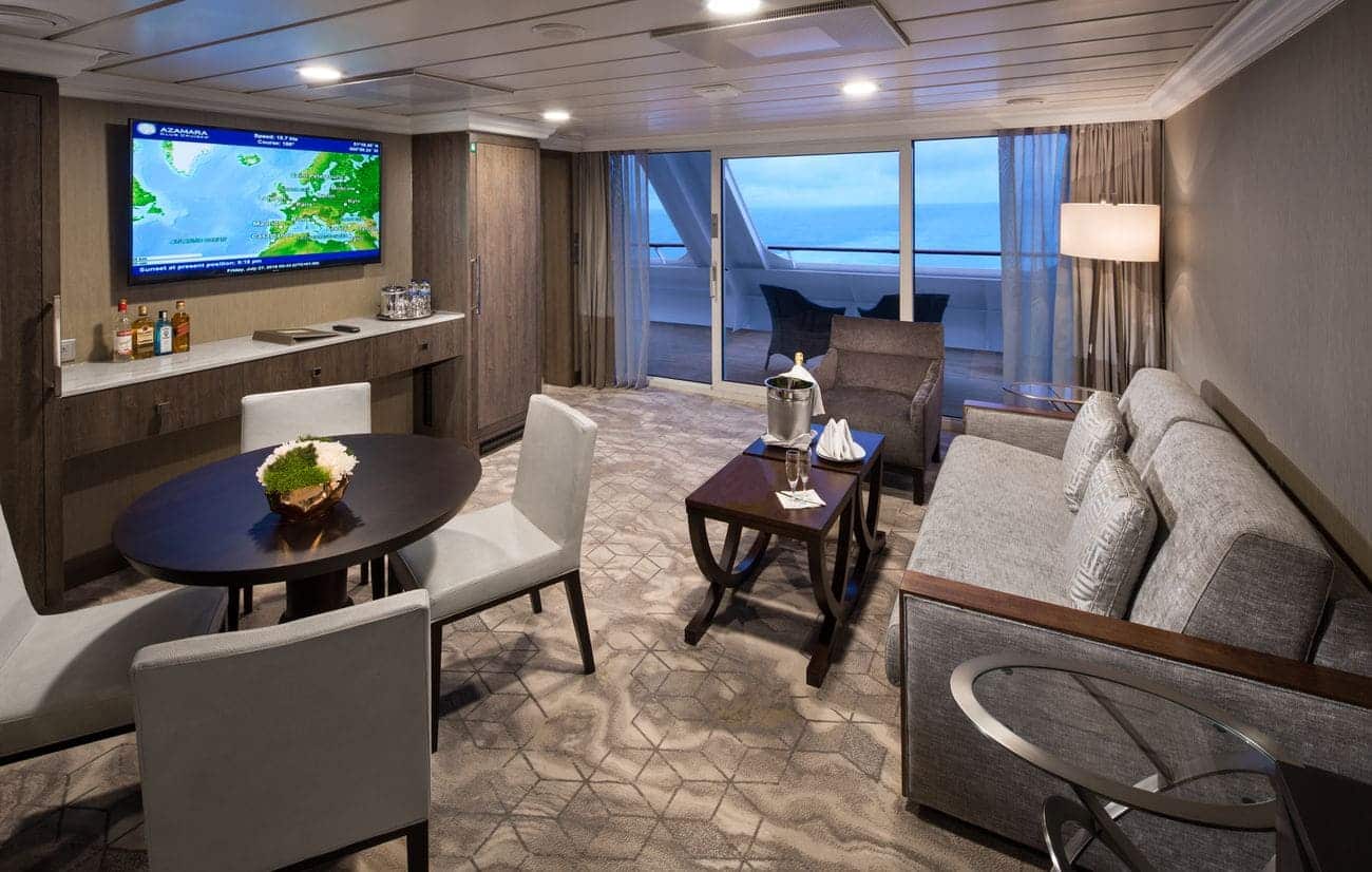 Club World Owner’s Suite living room with veranda